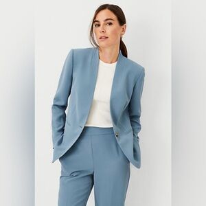 Ann Taylor Long Cutaway Blazer in Fluid Crepe. Size 12. Color Blue Echo.